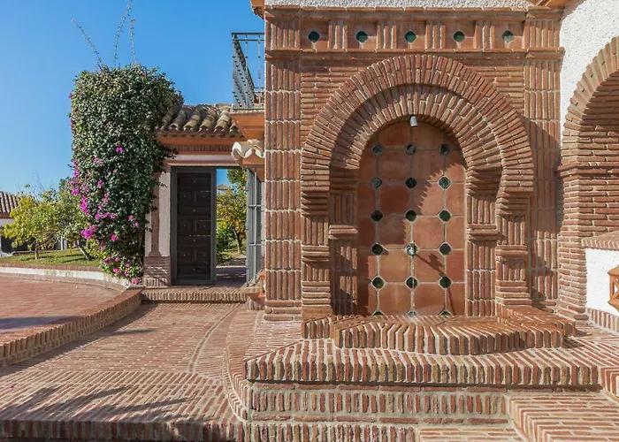 Authentic Andalucia 마르베야