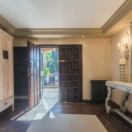 Authentic Andalucia * 마르베야